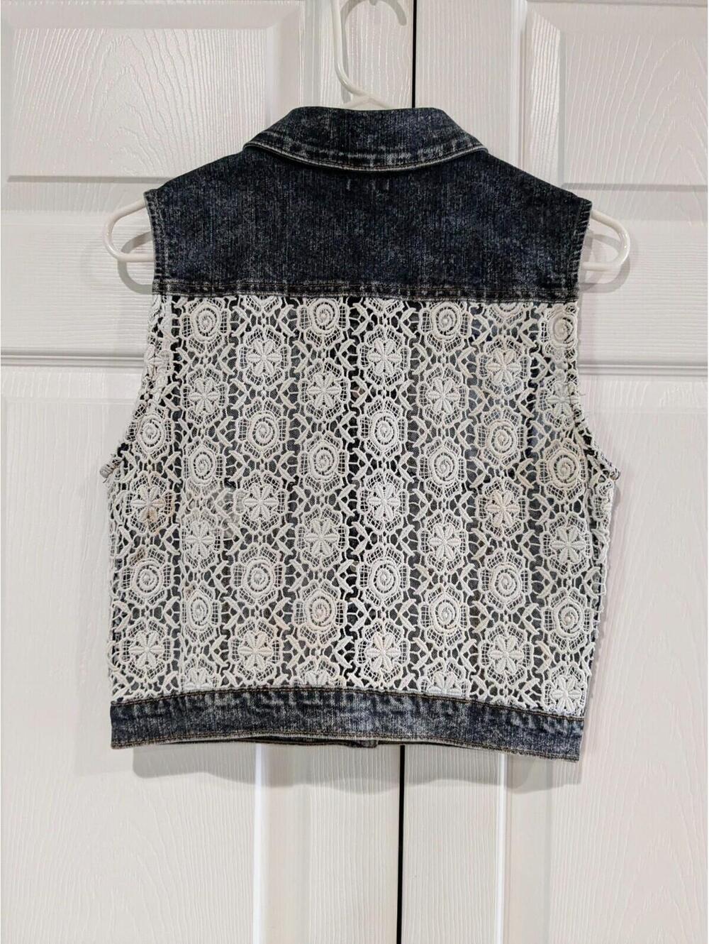 Chiqle Denim Architect Girls Dark Wash Denim Vest White Lace Back Large